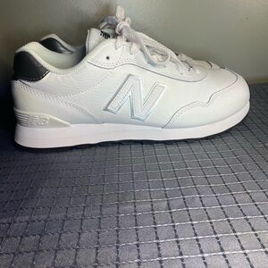 New Balance Womens White and silver sneakers